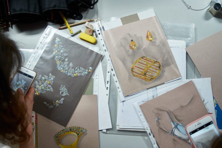 Maria Grazia Di Giandomenico 为学员带来丰富的首饰首饰设计手绘作品的分享。